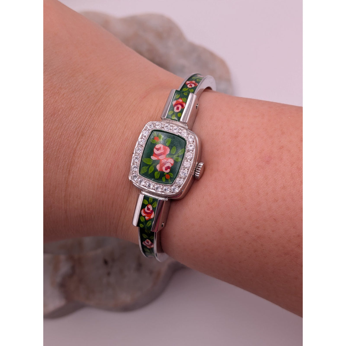 Vintage Chandler MANUAL Silver Tone Peekaboo Watch Dark Green Enamel & Flowers