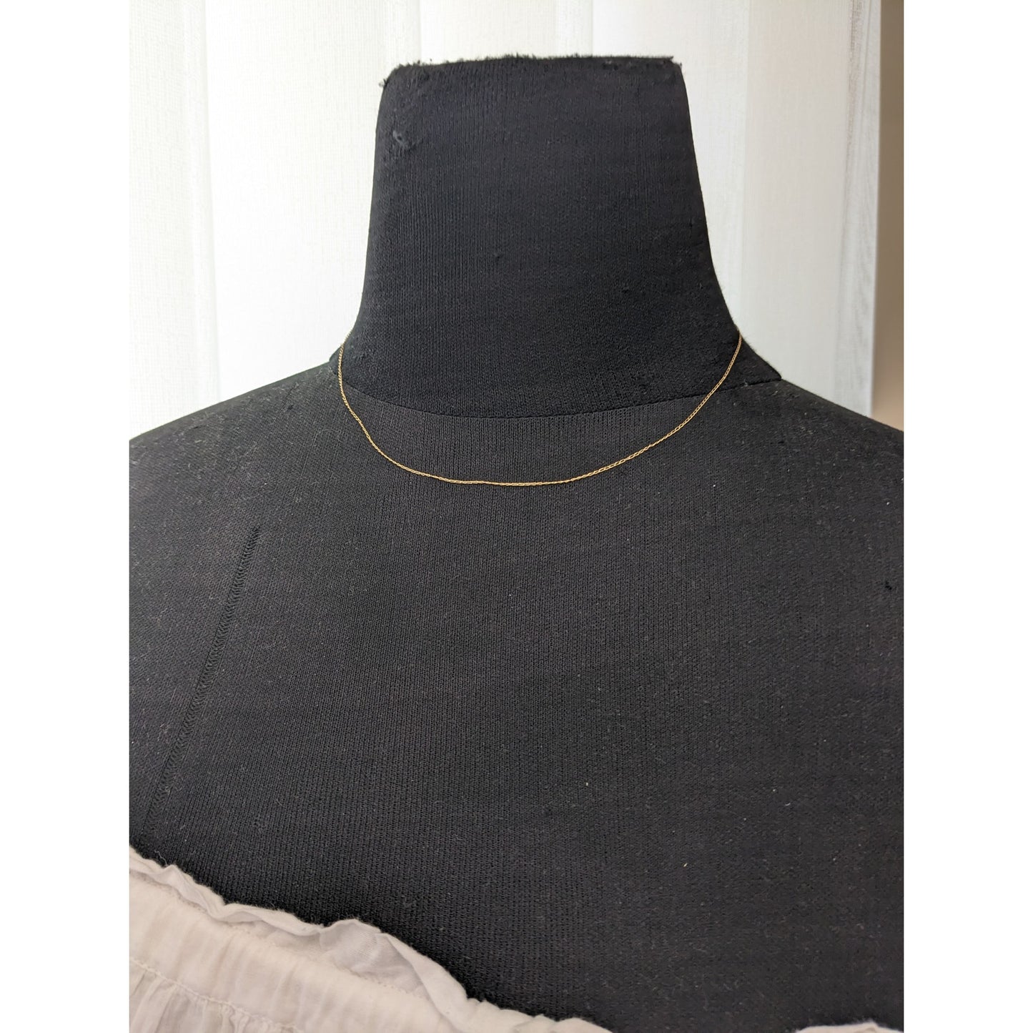 Estate 14k Yellow Gold VERY THIN Dainty Minimal 0.6mm Necklace 16.5in