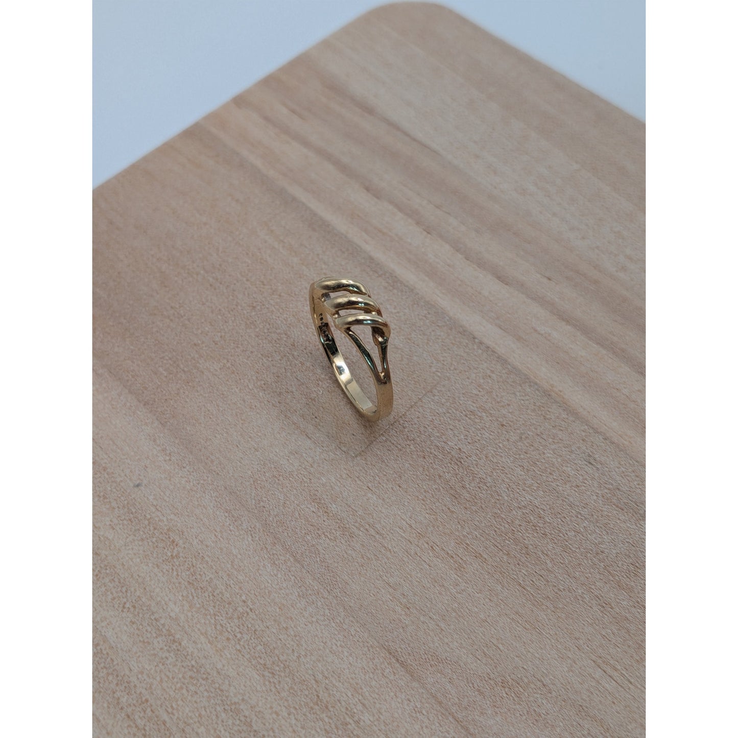 Vintage 10k Yellow Gold Simply Triple Wave Ring Size 6
