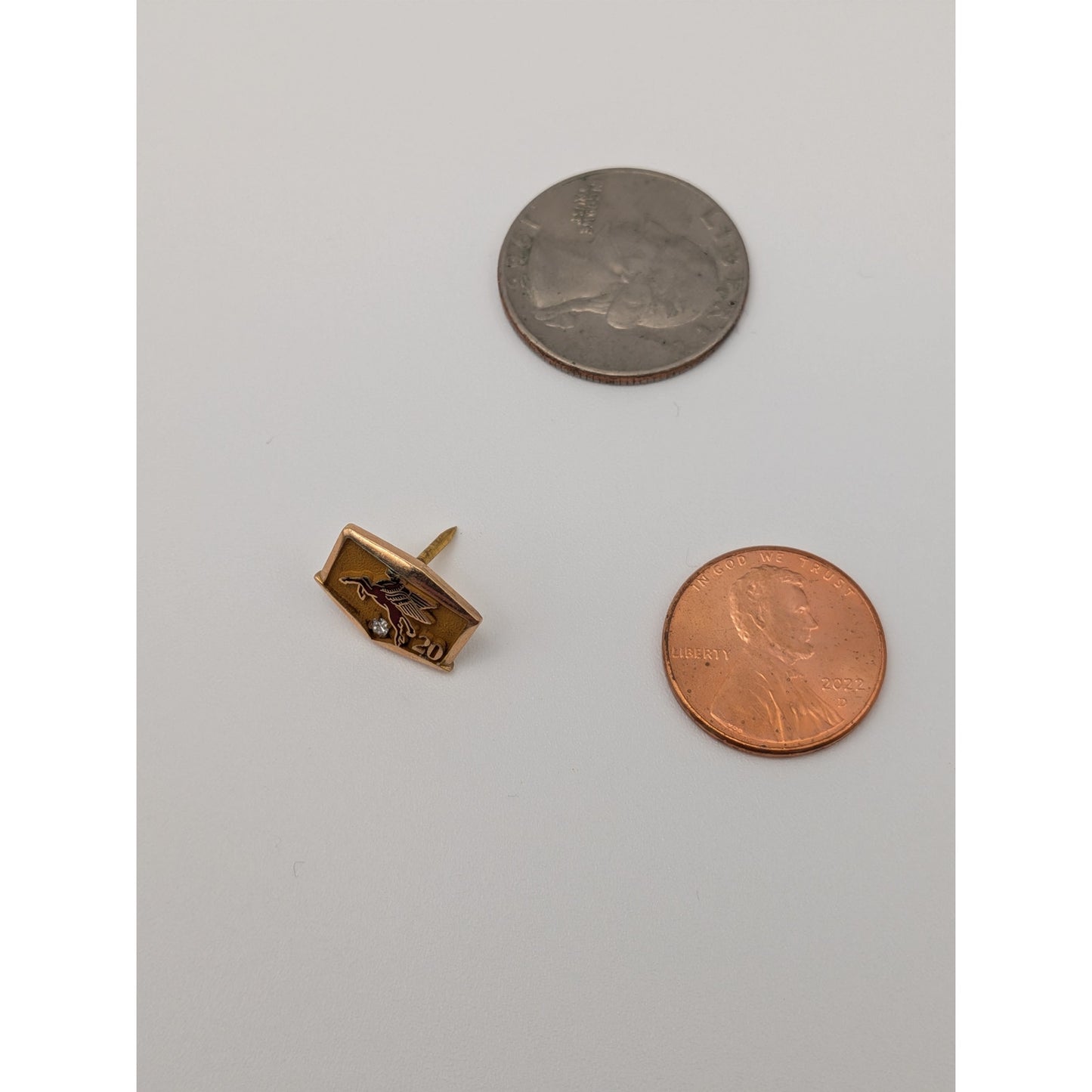 Vintage 10k Yellow Gold Mobil Oil 20 Year Service Pin with Diamond (NO BACK)