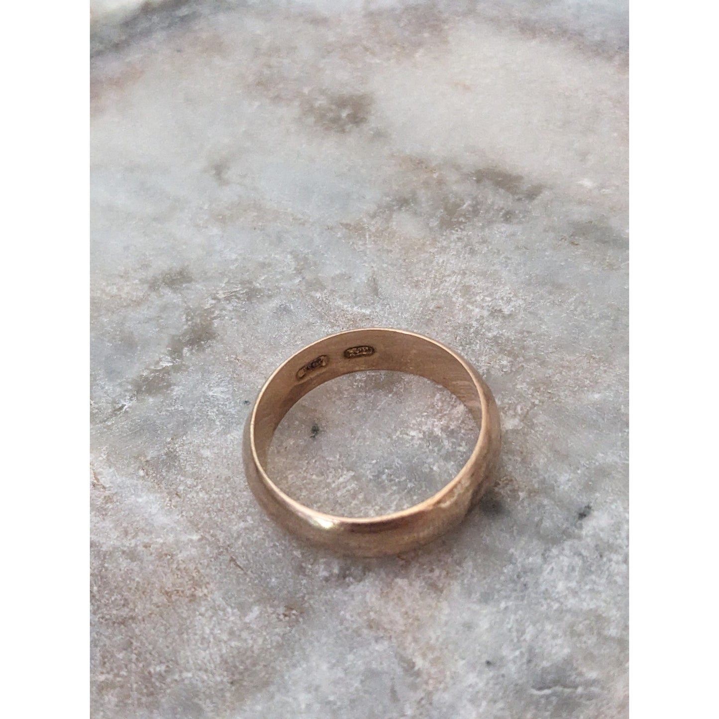 Vintage 14k Gold Simple Hollow Wedding Band Ring Size 9.75 (DENTED)