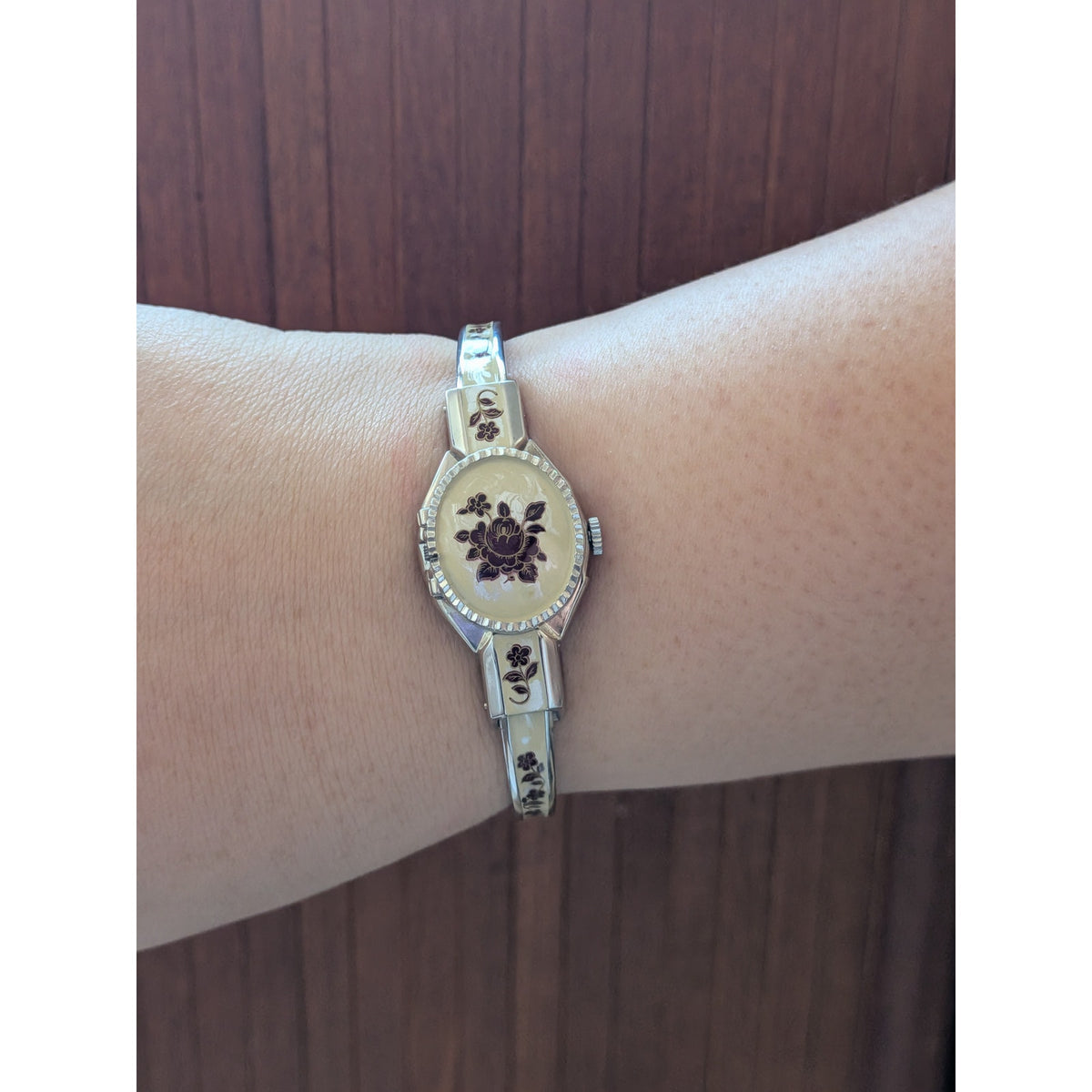 Vintage Andre Mouche Silver Tone Peekaboo Watch Cream Enamel Red Flowers w/ Box