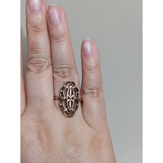 Vintage 14k Yellow Gold Laced Floral and Leaves Textured Ring Size 8.25