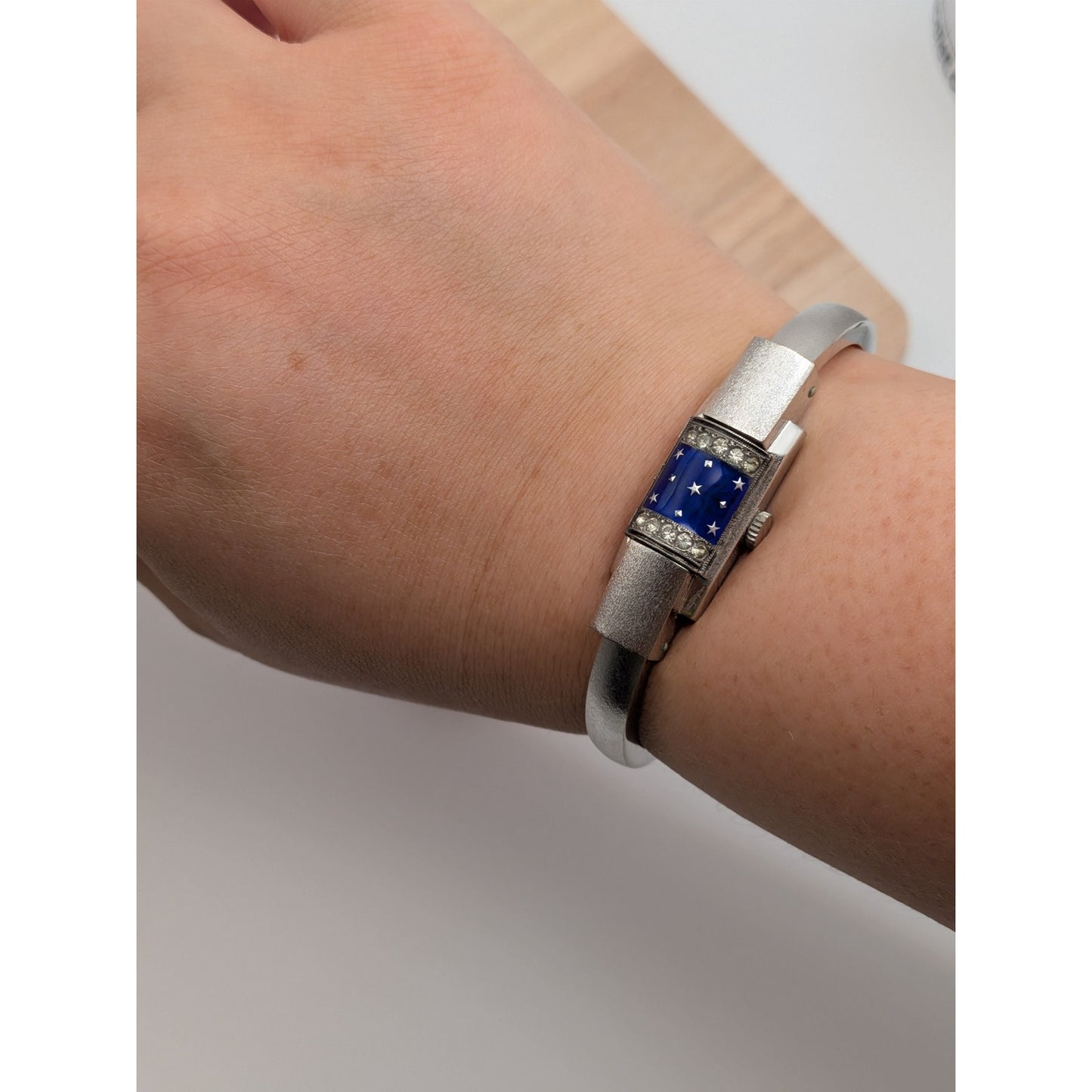 Vintage Chandler Silver Tone Manual Peekabo Watch Dark Blue Enamel Silver Stars