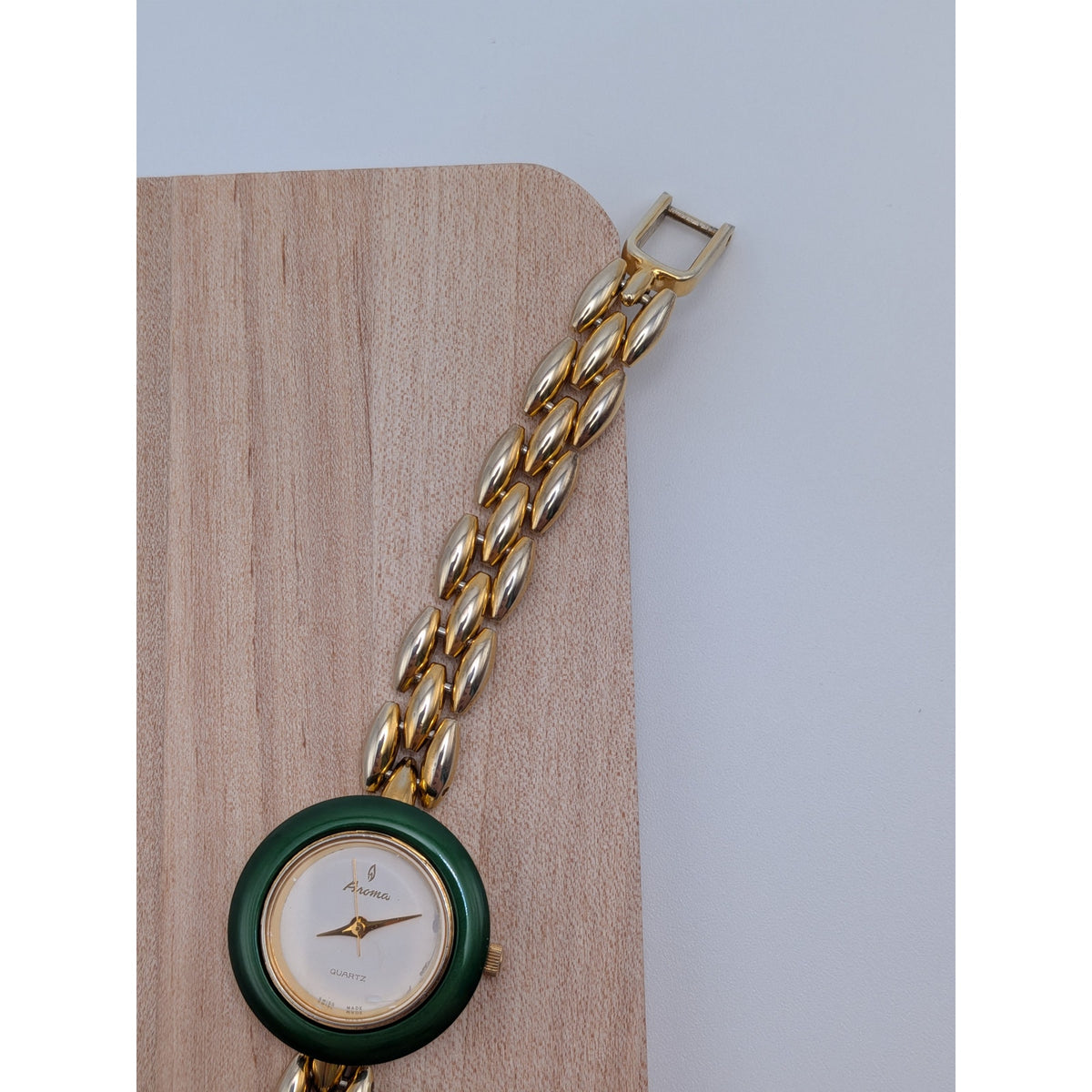 FLAW Vintage Aroma Gold Tone Bracelet Watch Interchangeable Bezels with Box