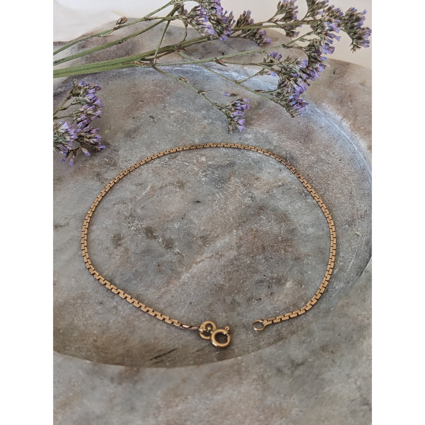Estate 14k Italy Solid Yellow Gold Thin Herringbone Chain Bracelet