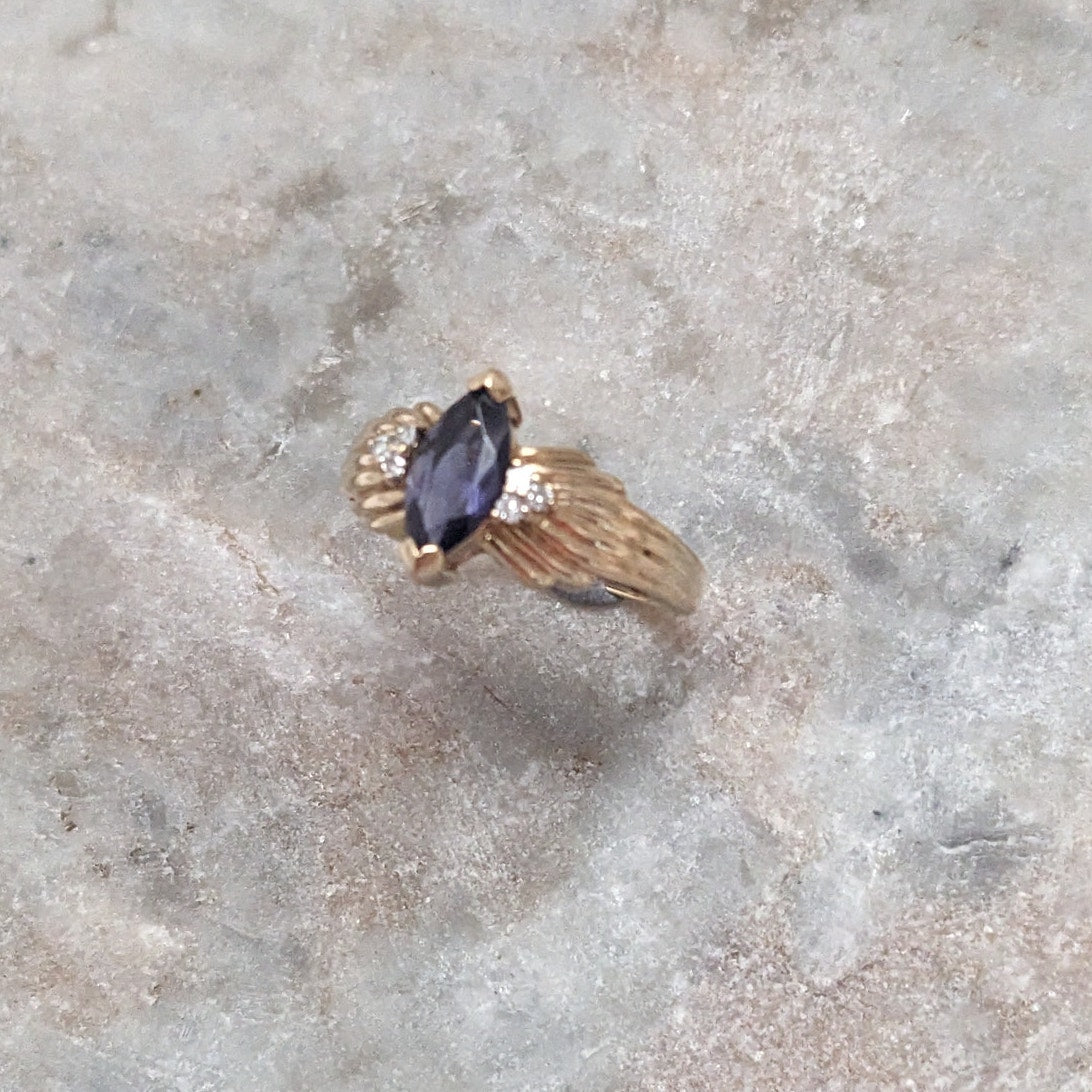 Vintage 10k Yellow Gold Iolite and Diamond Accents Ring Size 6