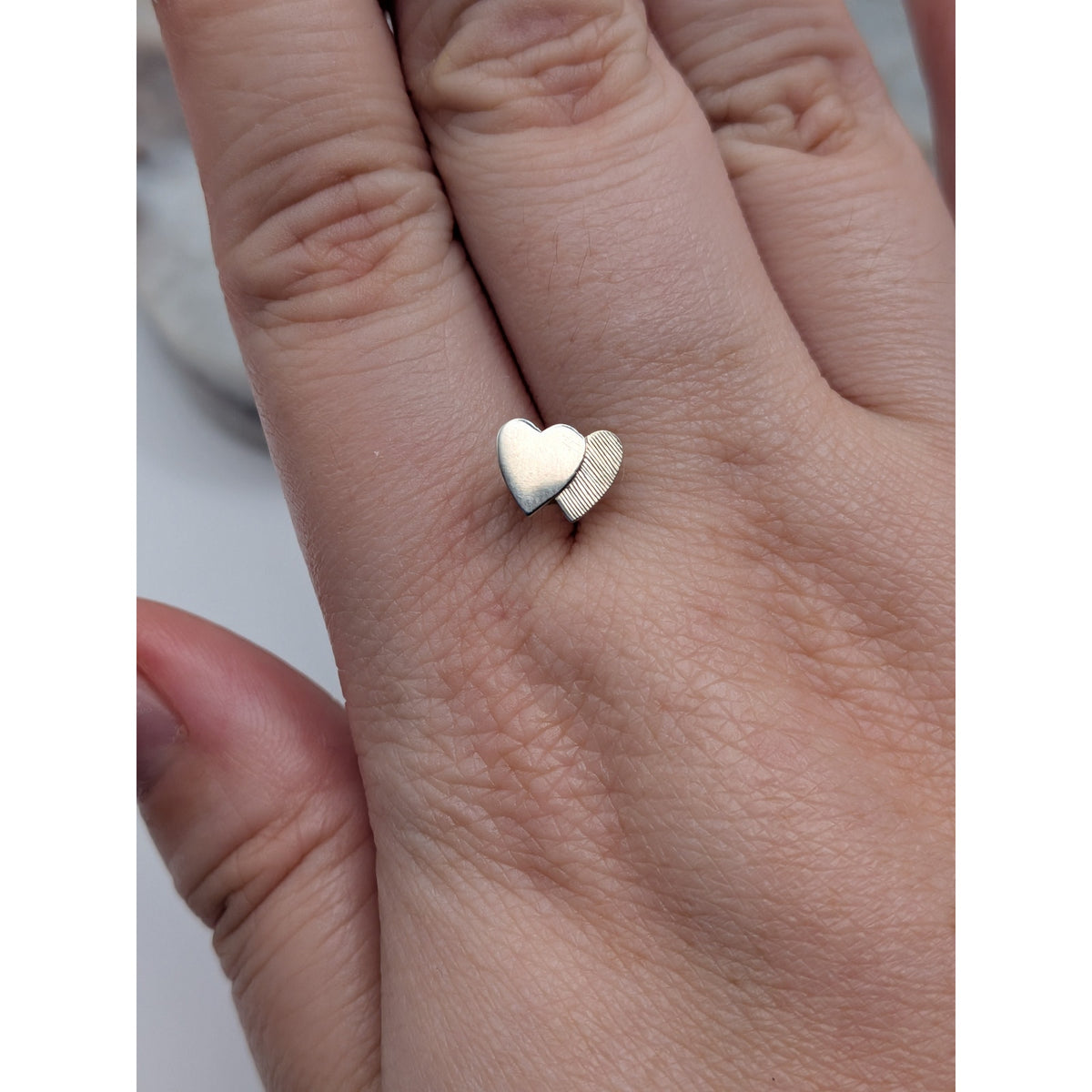 Vintage 14k Solid Yellow Gold Flat Double Heart Earring Stud ONE PIECE ONLY
