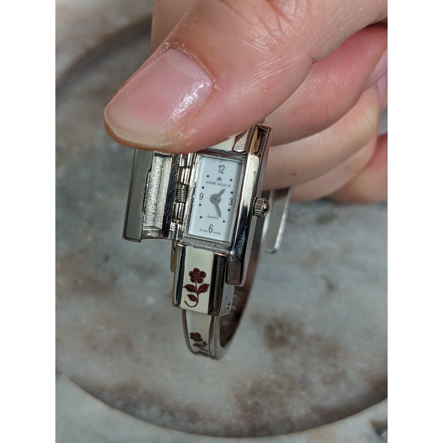 Vintage Andre Mouche Silver Tone Peek a boo Watch Red Floral Enamel Working