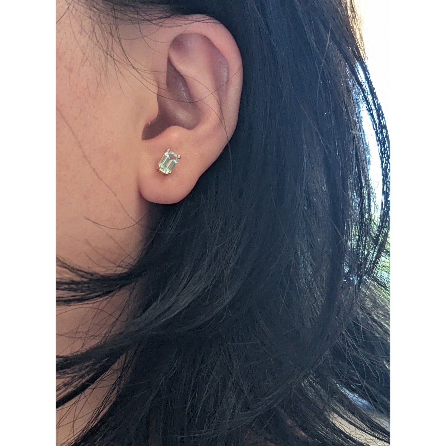 Estate 14k Yellow Gold SINGLE PIECE Aquamarine Stud Earring