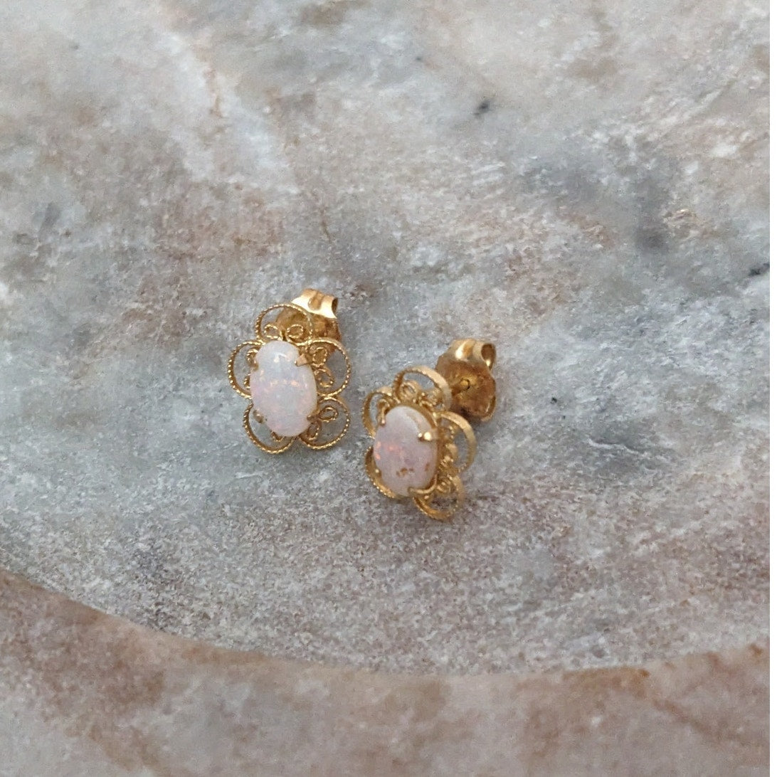 Vintage 14k Yellow Gold Dainty Flower with Opal Center Stud Earrings