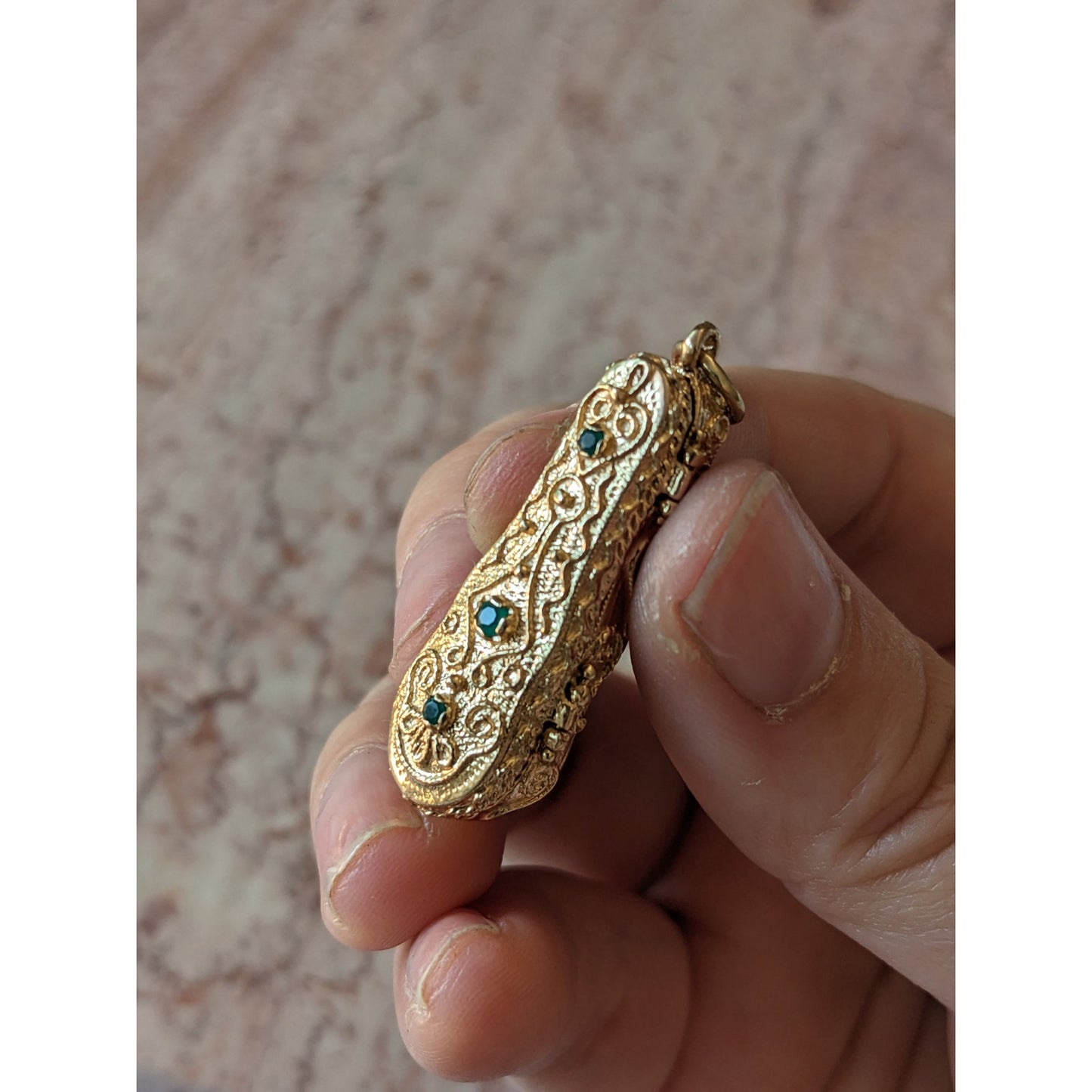 Vintage Unmarked 14k Intricate Violin Case Locket Movable Violin Charm Pendant
