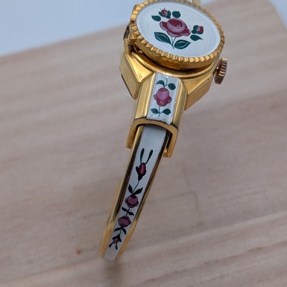 FLAW Vintage Gold Tone Peekaboo Watch White Enamel and Roses