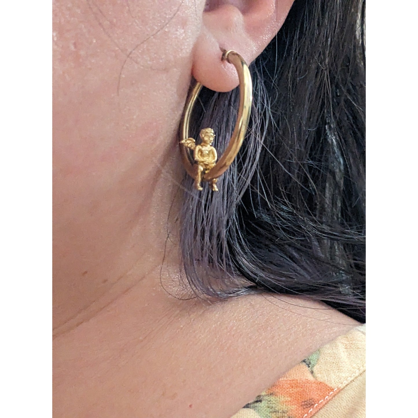 Vintage 10k Gold Cherub Angel Hoop Earrings