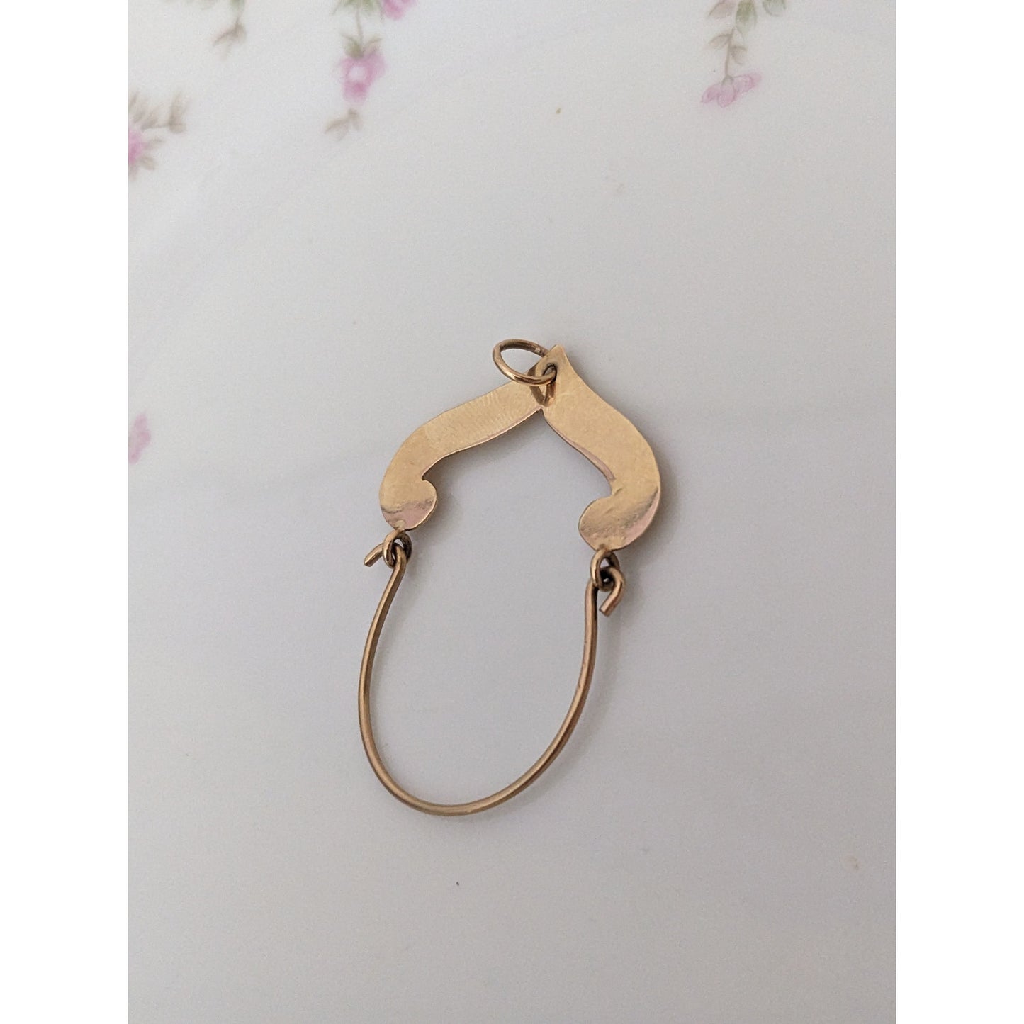 Vintage 14k Yellow Gold Curvy Scalloped Charm Holder Pendant