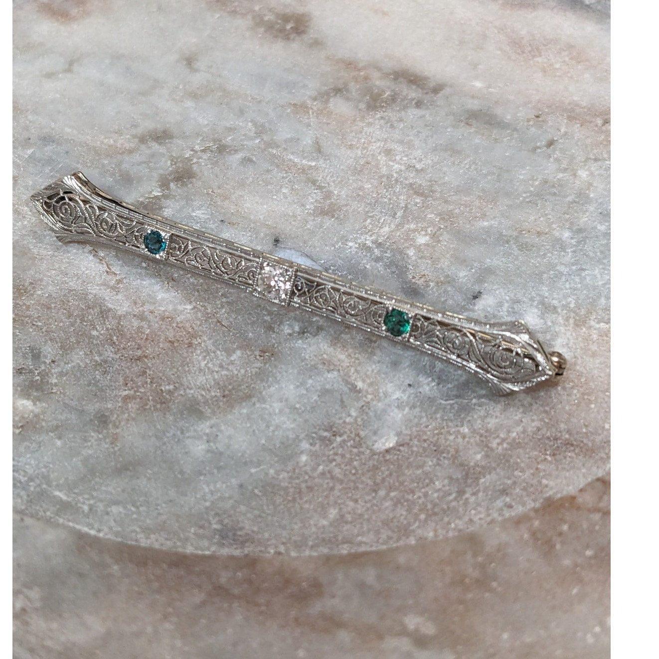 Vintage 18k White Gold Filigree Bar Brooch 0.25ct European Diamond & 2 emeralds