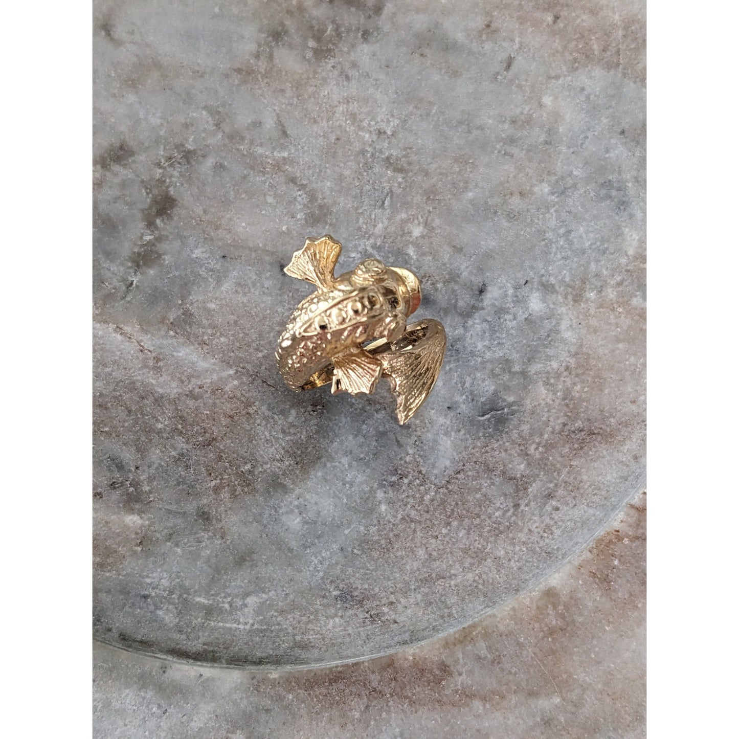 Vintage 14k Yellow Gold Small Koi Fish Bypass Ring Size 6