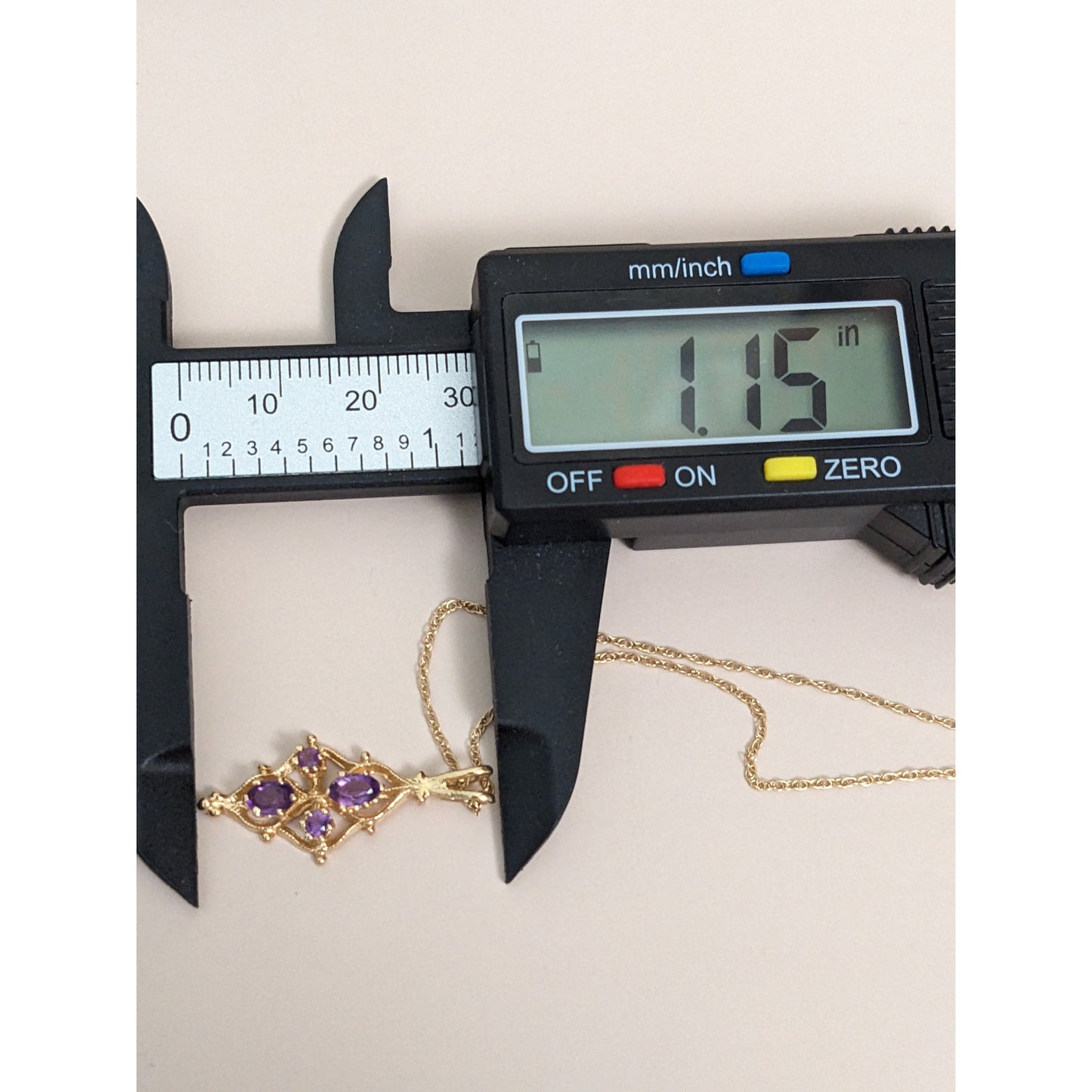 Estate 14k Yellow Gold 16in Necklace with Purple Amethyst Pendant