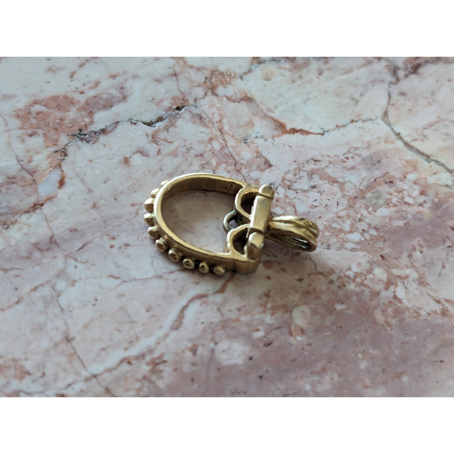 Vintage 14k Yellow Gold "U" Shaped Loop with Spherical Beads Pendant