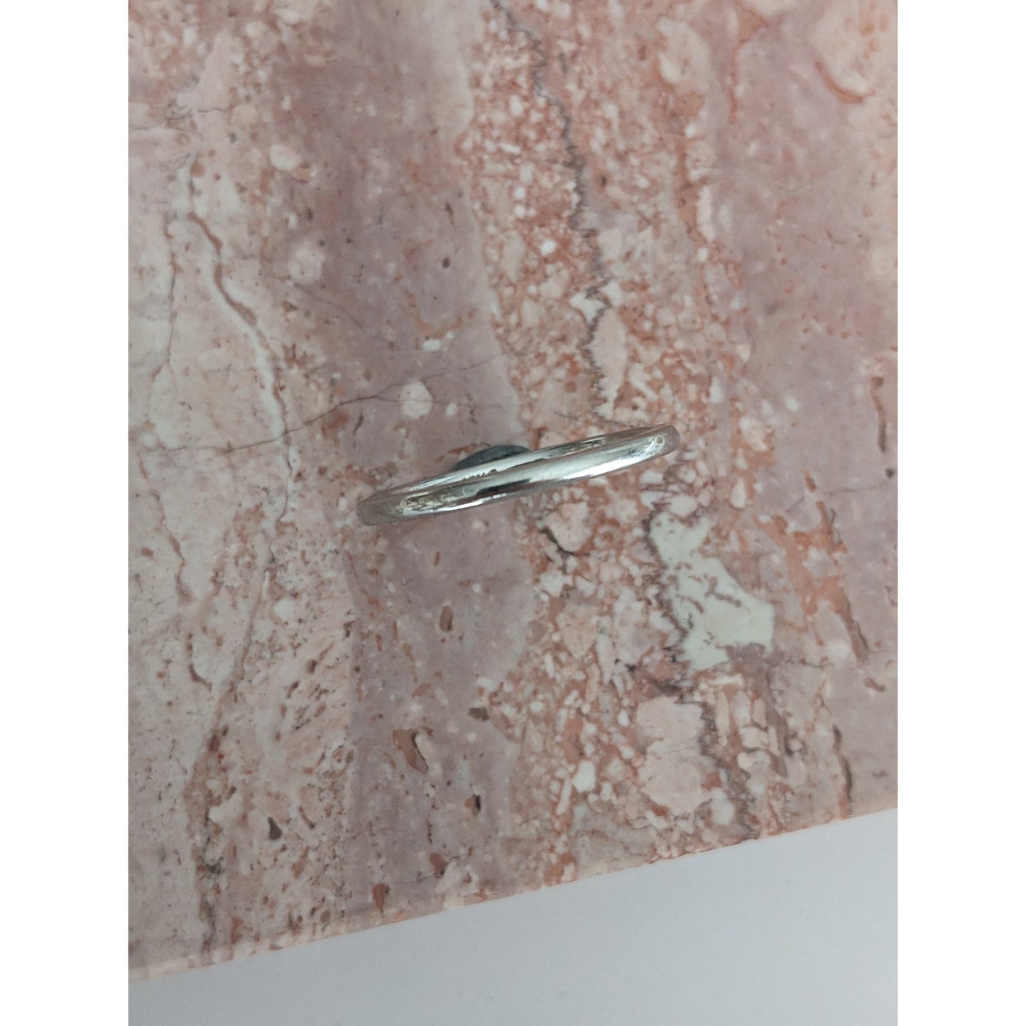 Estate 14k White Gold Simple Thin 2mm Wedding Band Rang Size 9.25