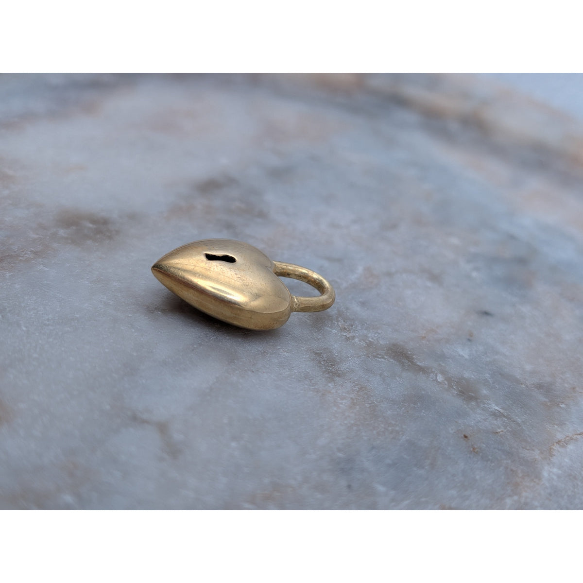 Vintage Unmarked 18k Solid Gold 3D Heart Shaped Padlock Charm