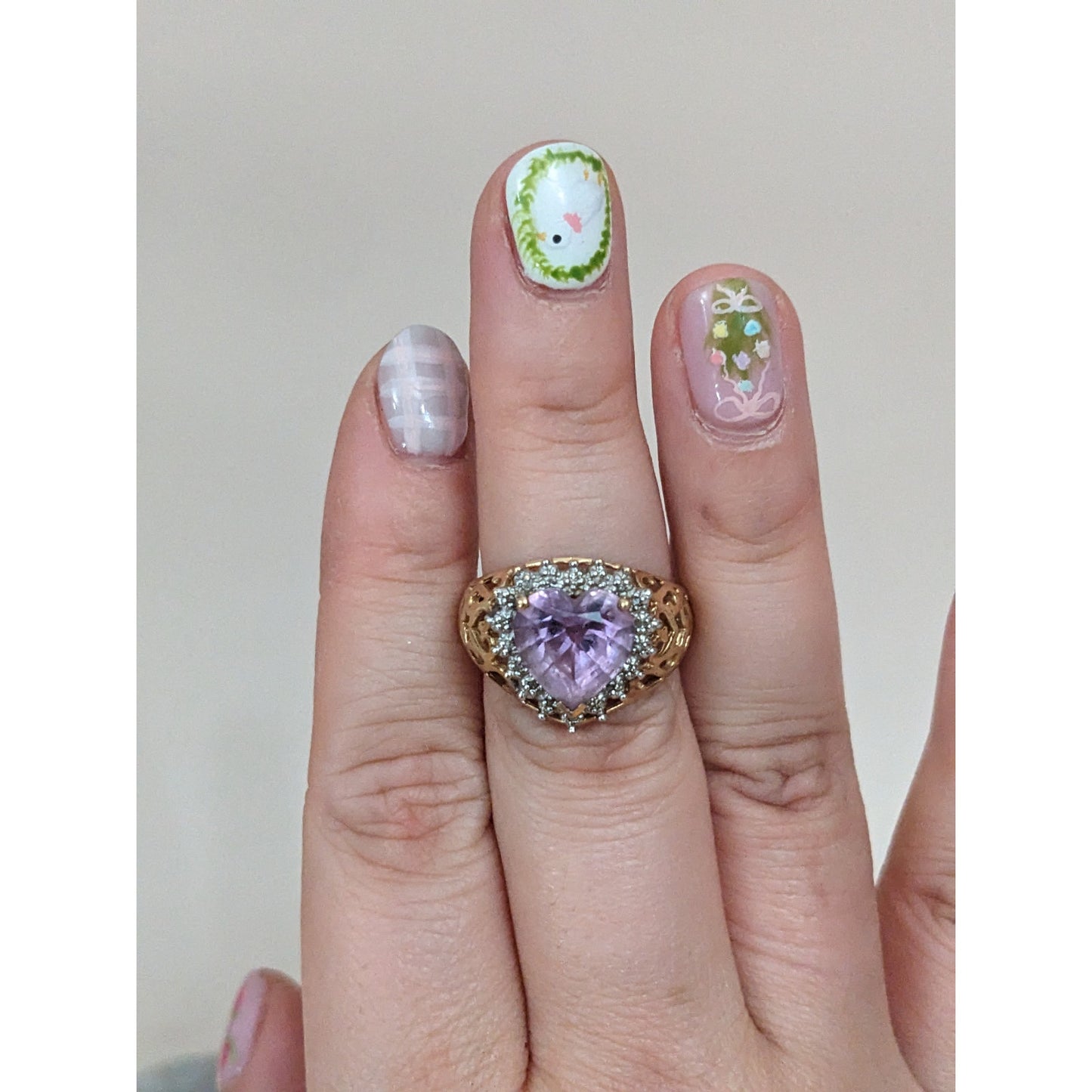 Vintage 10k Yellow Gold Ring Light Amethyst Stone Heart Cutouts Size 6.25