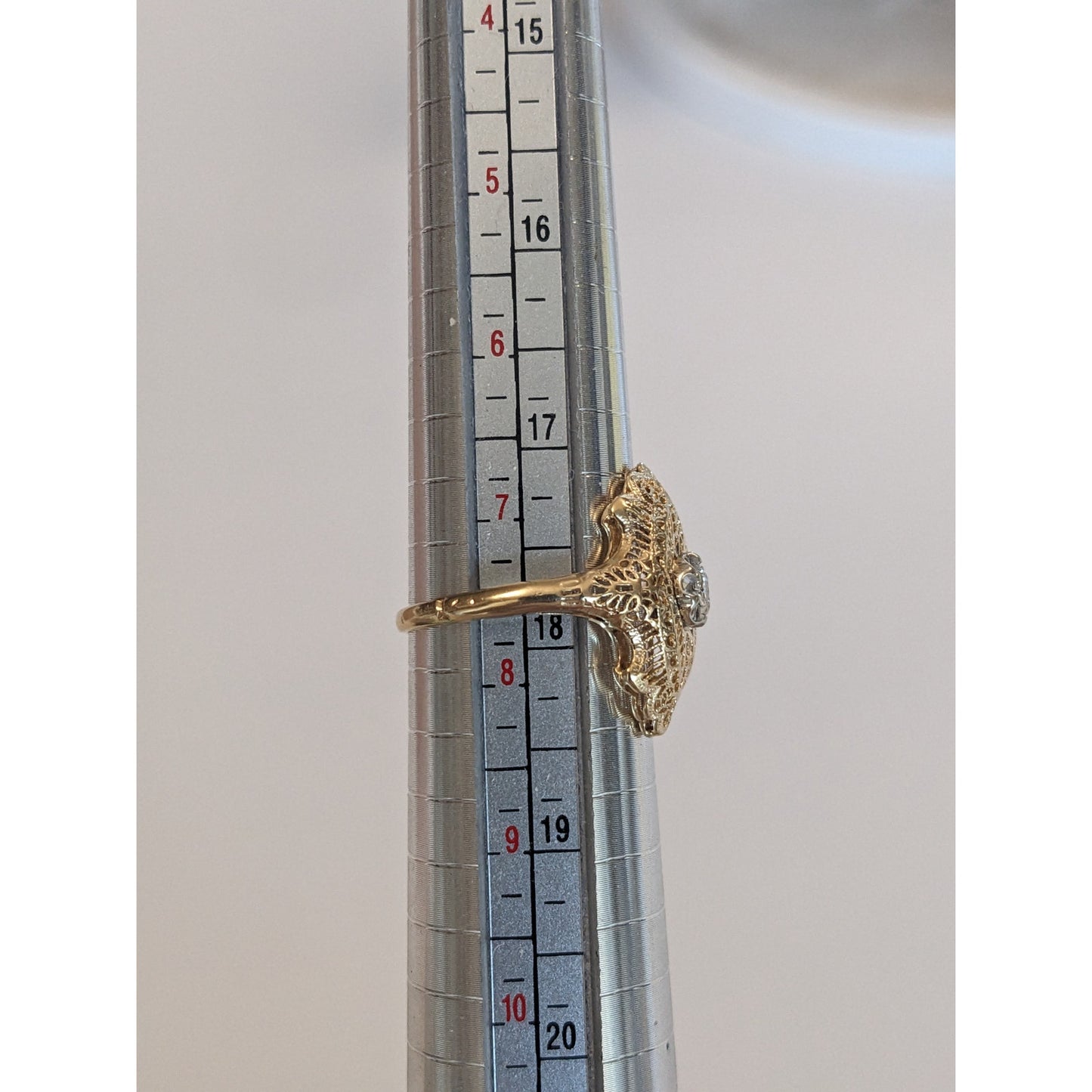 FLAW Vintage 14k Yellow Gold Filigree Diamond Cocktail Ring Size 7.75