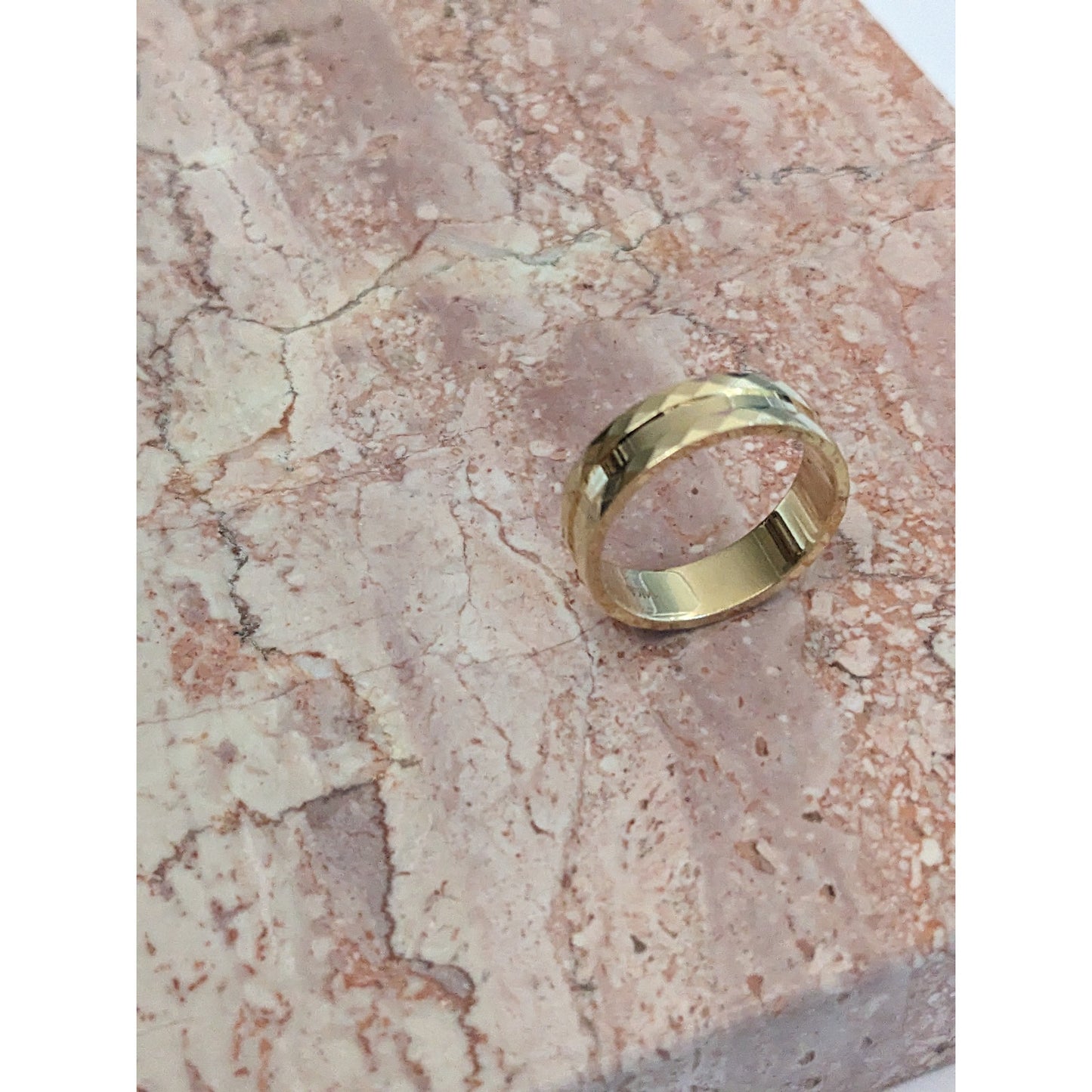 Estate 14k Yellow Gold Polished Center with Geometric Sides Ring Size 9.75