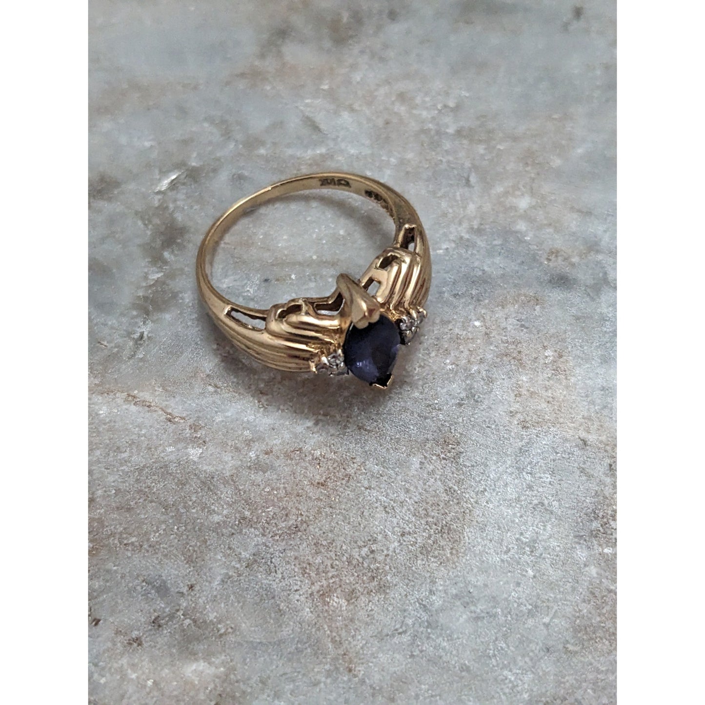 Vintage 10k Yellow Gold Iolite and Diamond Accents Ring Size 6