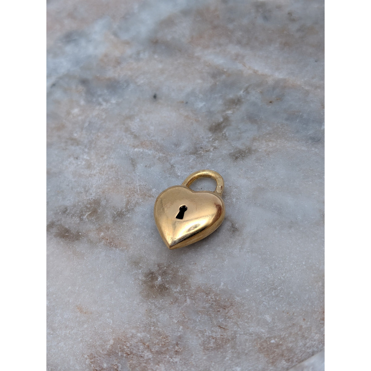 Vintage Unmarked 18k Solid Gold 3D Heart Shaped Padlock Charm