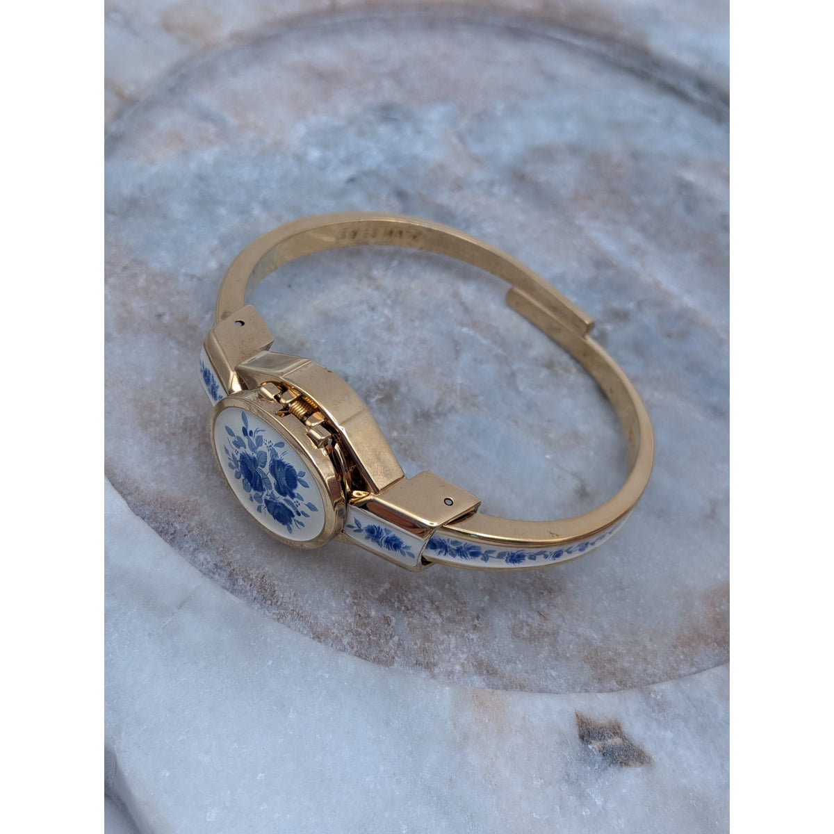 Preowned Andre Mouche Gold Tone Peekaboo Watch White Enamel Blue Flowers
