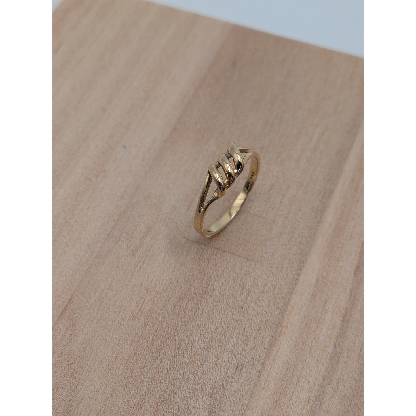 Vintage 10k Yellow Gold Simply Triple Wave Ring Size 6