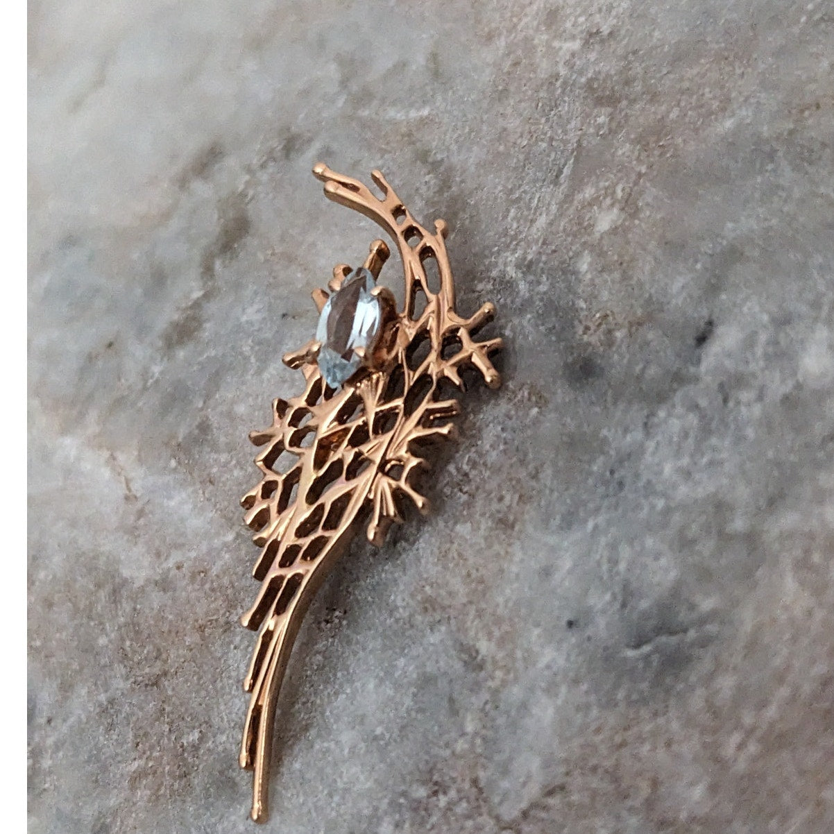 Vintage 14K Gold Modernist Brutalist Pendant with Light Blue Gem