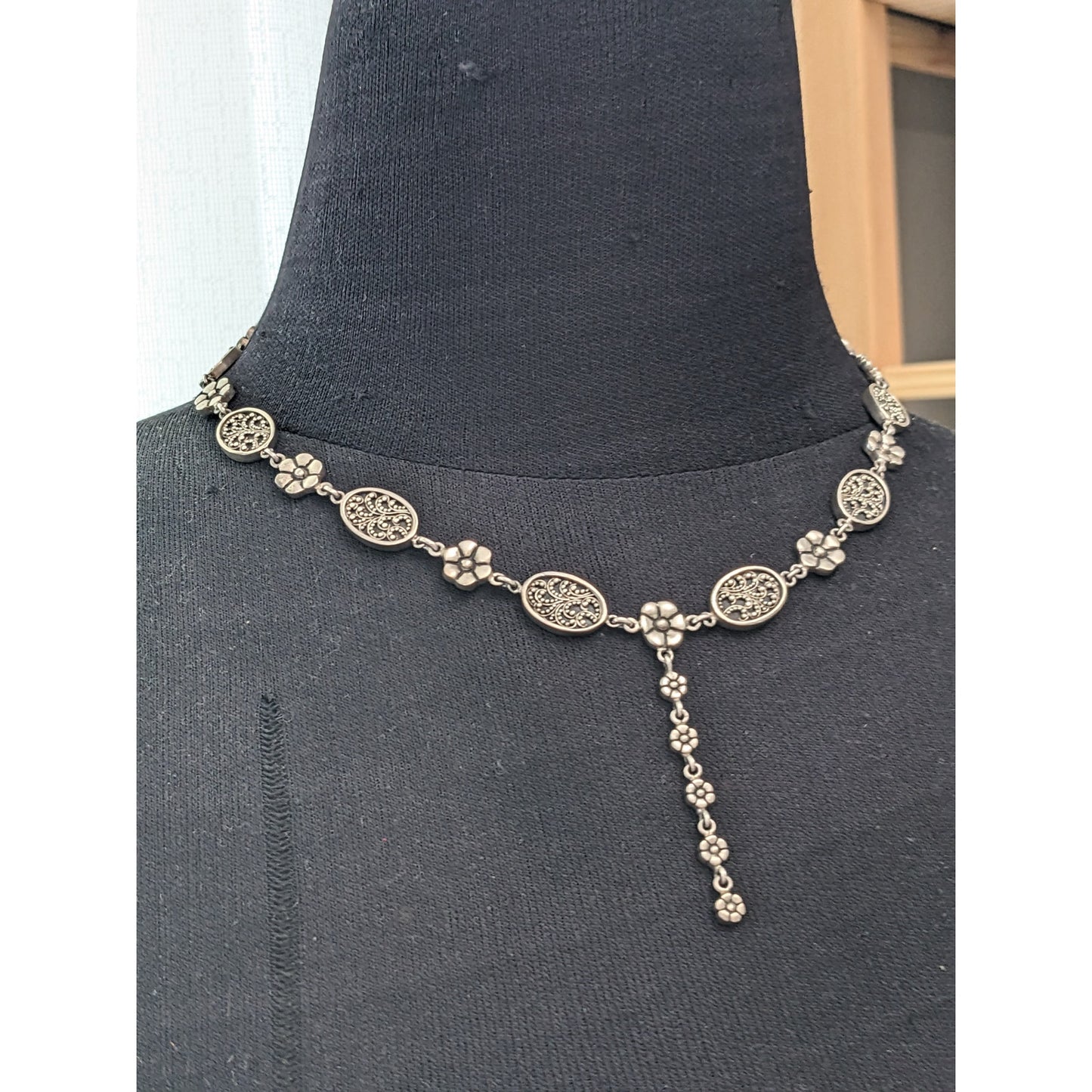 Vintage Sterling Silver 925 Lois Hill Daisy Flower Drop Necklace 16-18in