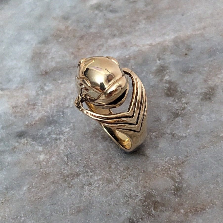 Vintage 10k Yellow Gold Dolphin with Diamond Accent Ring Size 4