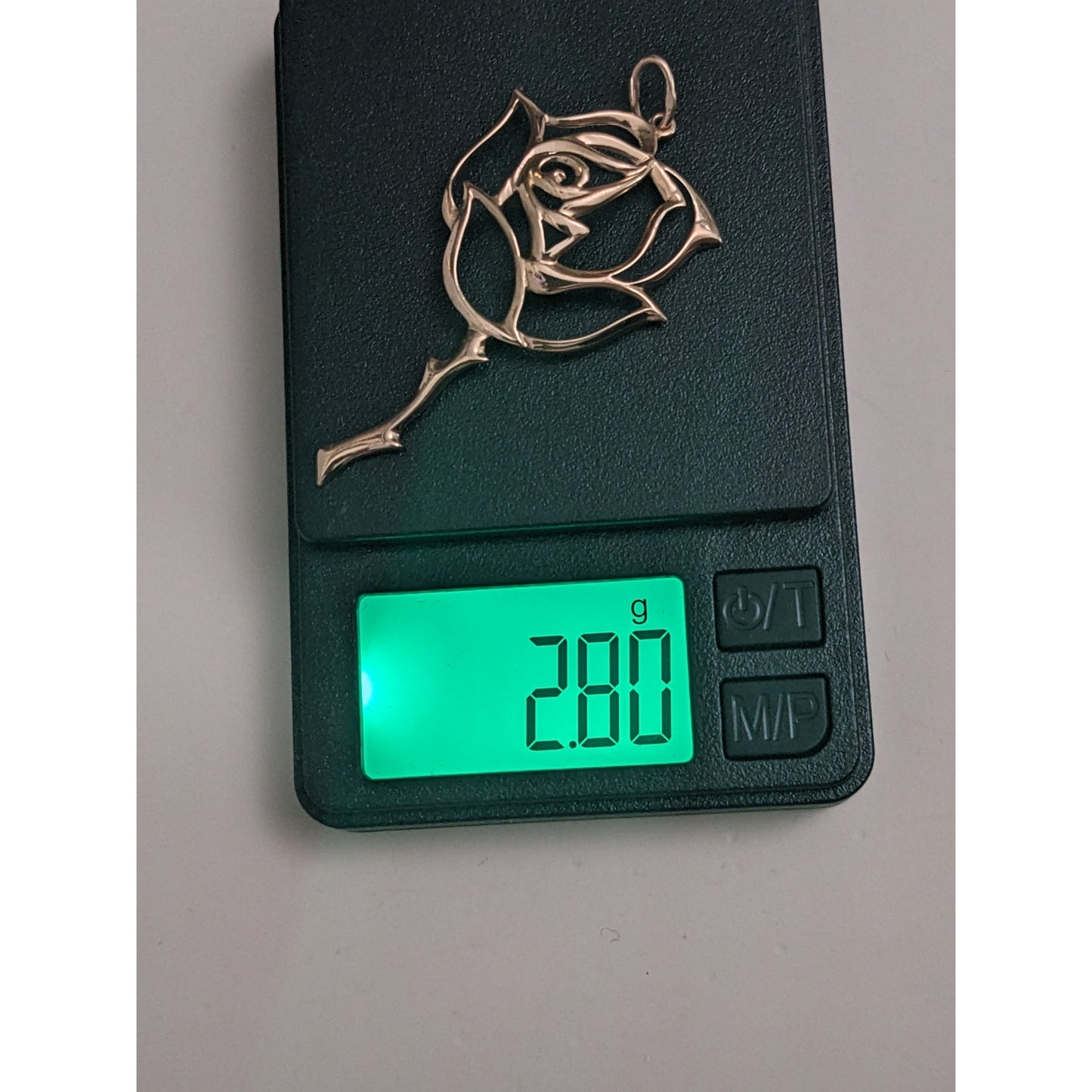 Vintage 14k Yellow Gold Rose Flower Cutout Pendant