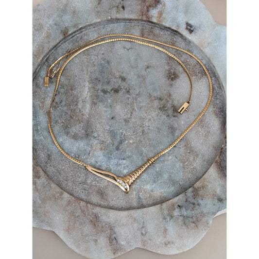 Vintage 14k Yellow Gold V Shape Wave Necklace Chain 0.15ctw Diamond Accents 16in