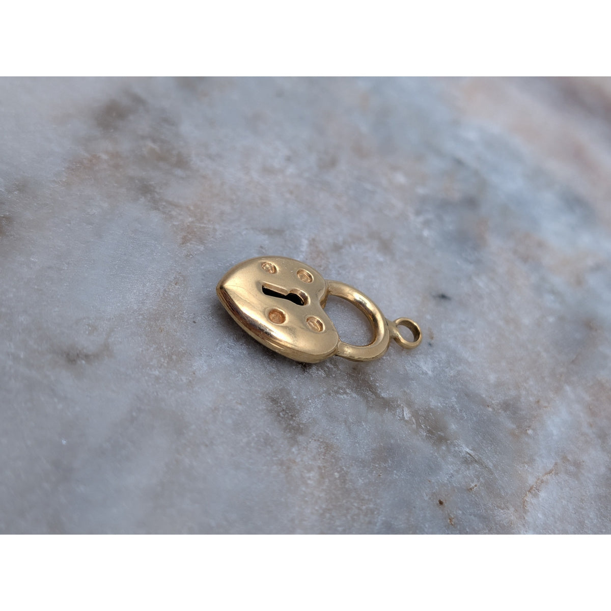 Vintage Unmarked 18k Solid Gold 3D Heart Padlock Charm