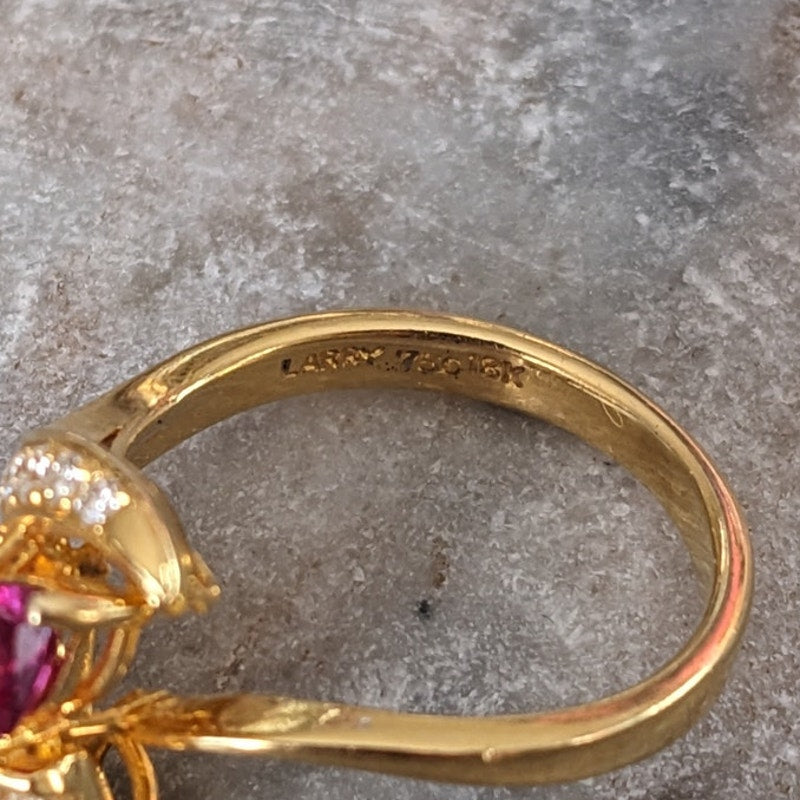 Vintage Estate 18k Yellow Gold Ring with Ruby & Baguette Diamond Accents