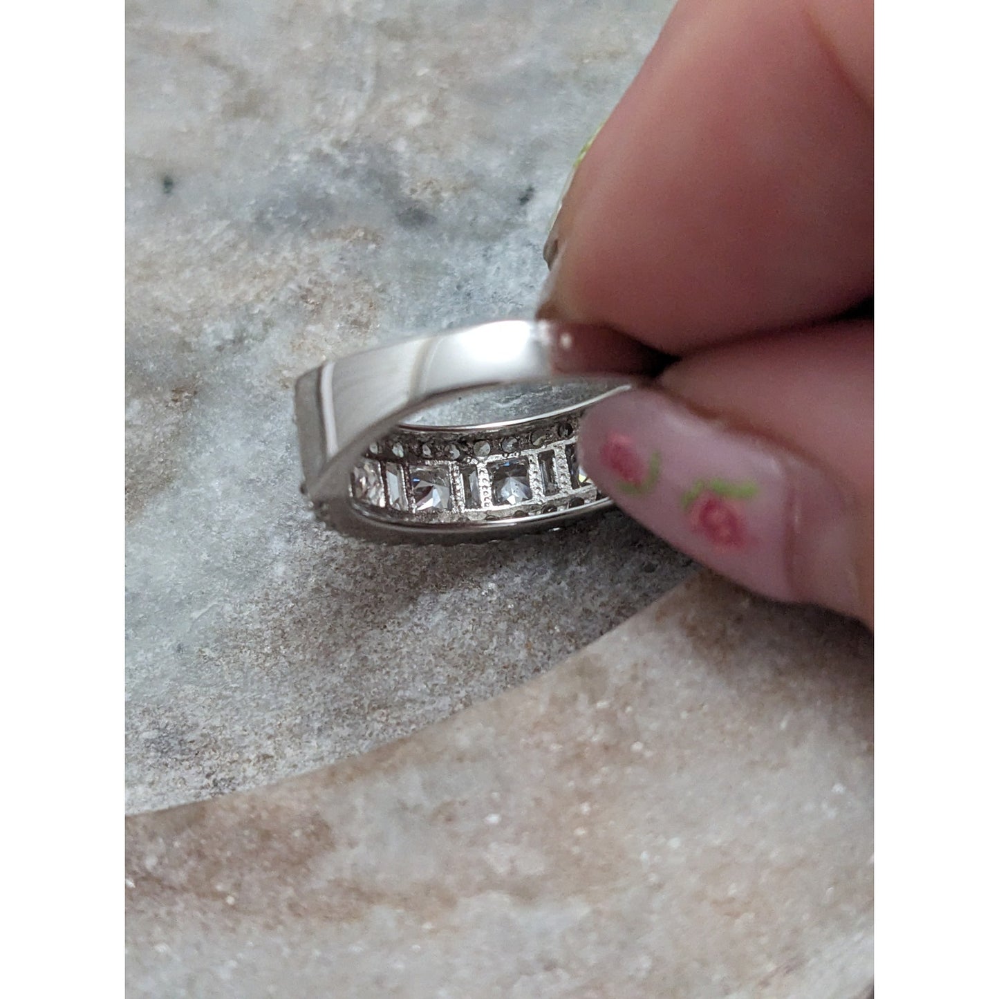 Preowned 14k White Gold with Baguette and Round CZs Band Ring Size 7