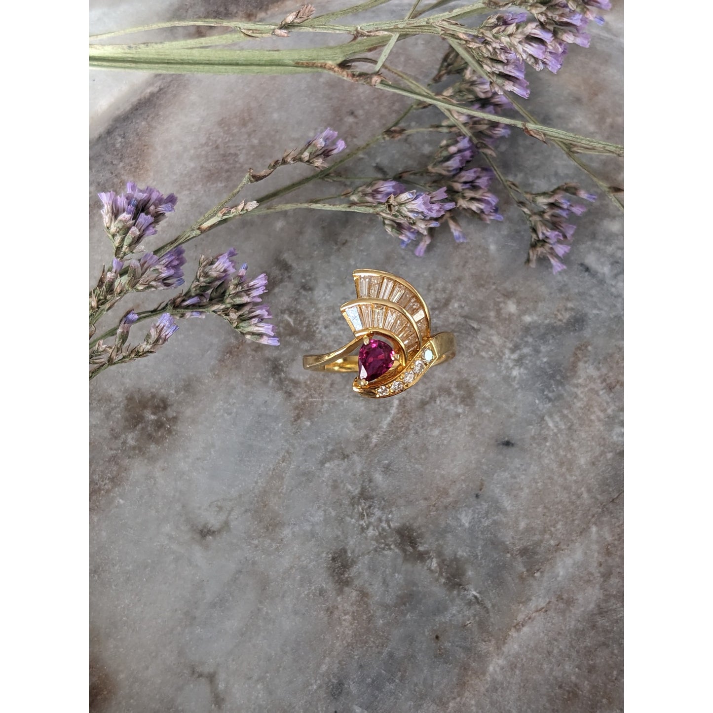 Vintage Estate 18k Yellow Gold Ring with Ruby & Baguette Diamond Accents