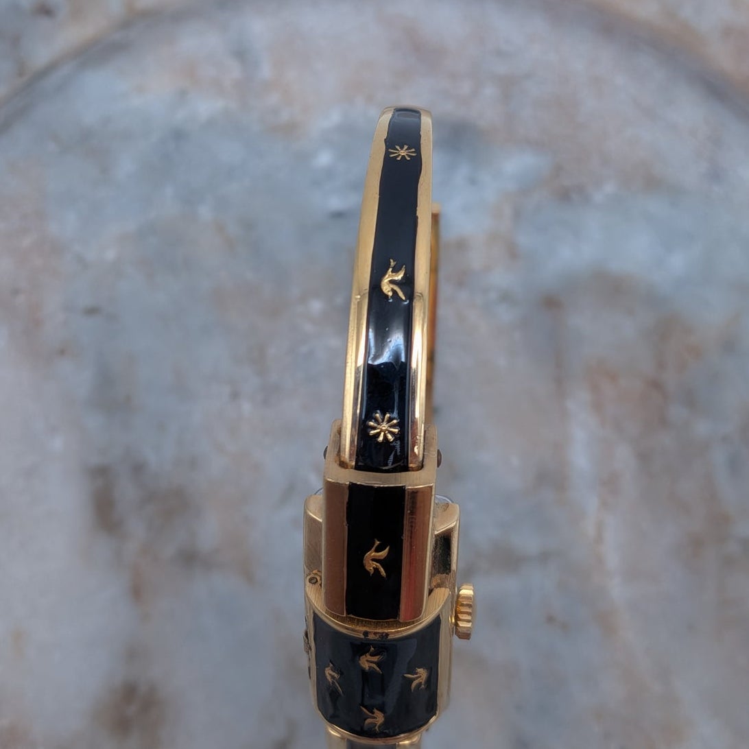 Vintage Chandler MANUAL Gold Tone Peekaboo Watch Gold Bird & Flower Accents