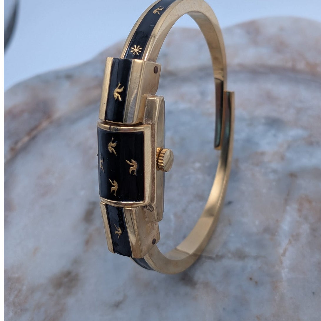 Vintage Chandler MANUAL Gold Tone Peekaboo Watch Gold Bird & Flower Accents