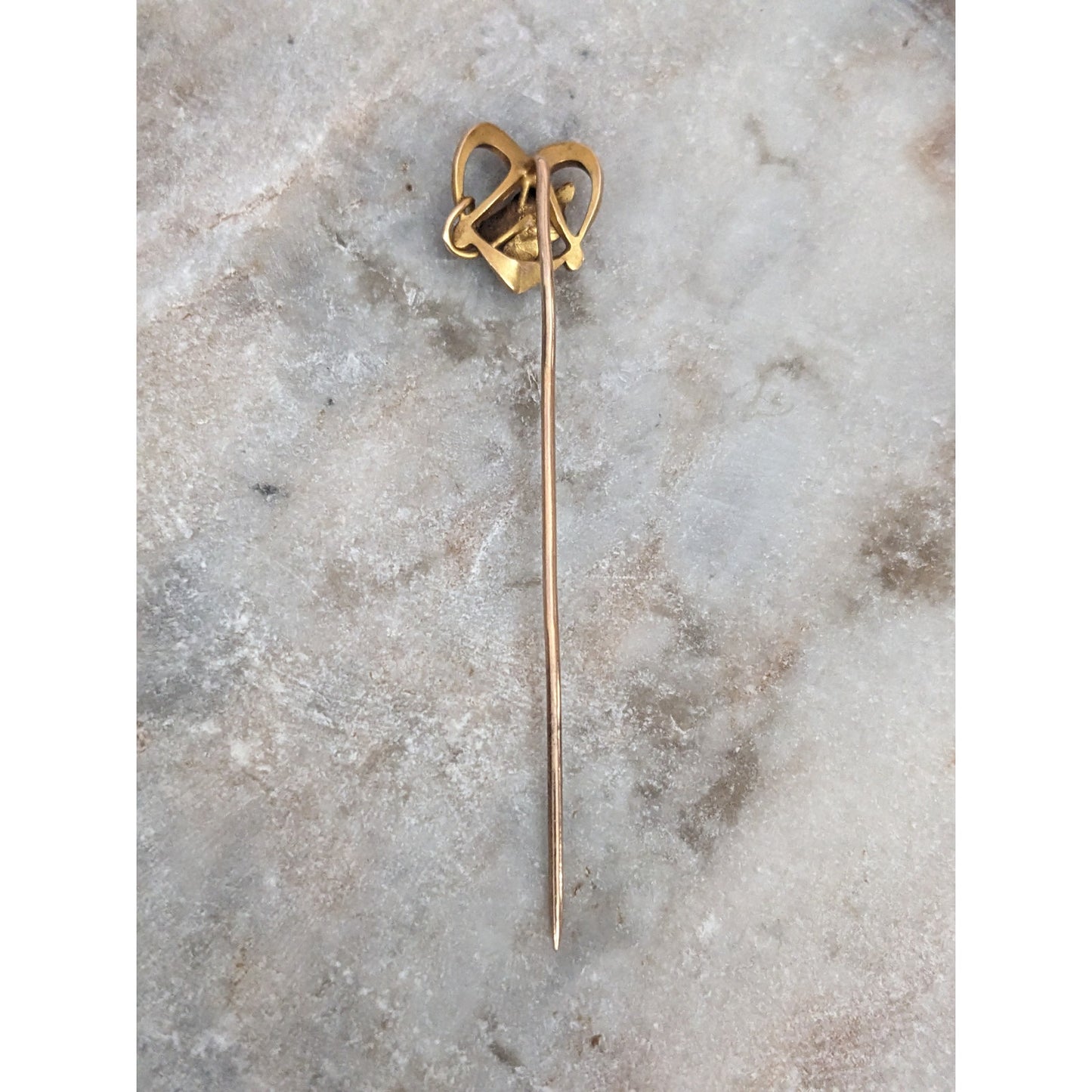 Vintage Unmarked 14k Yellow Gold Pin Leaf Enamel inside Heart with Pearls