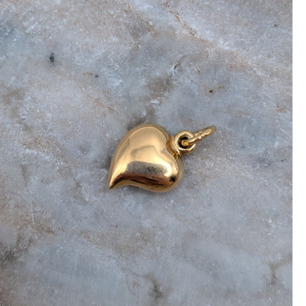 Vintage Unmarked 18k Solid Gold 3D Mini Puffy Heart Charm