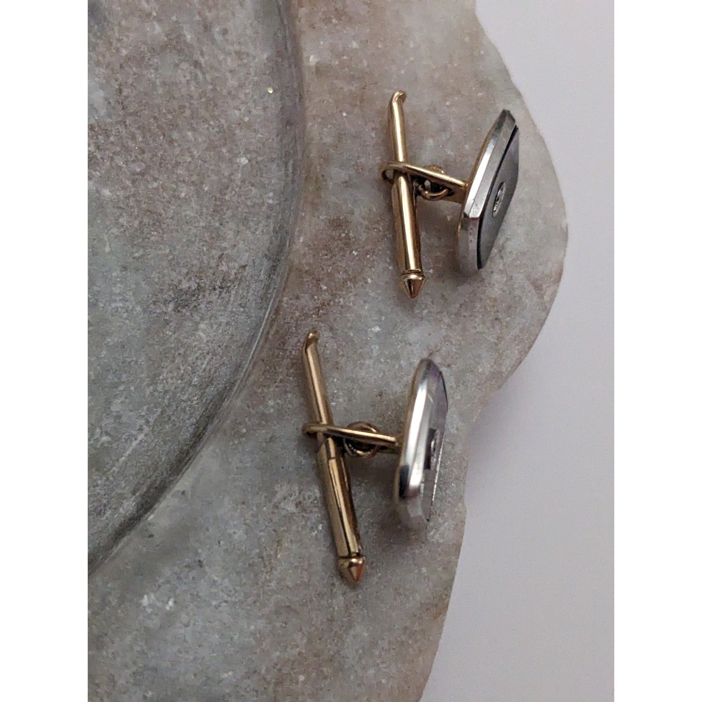 Vintage 14k Gold Mother of Pearl Cufflinks 0.10ct Diamond Accents