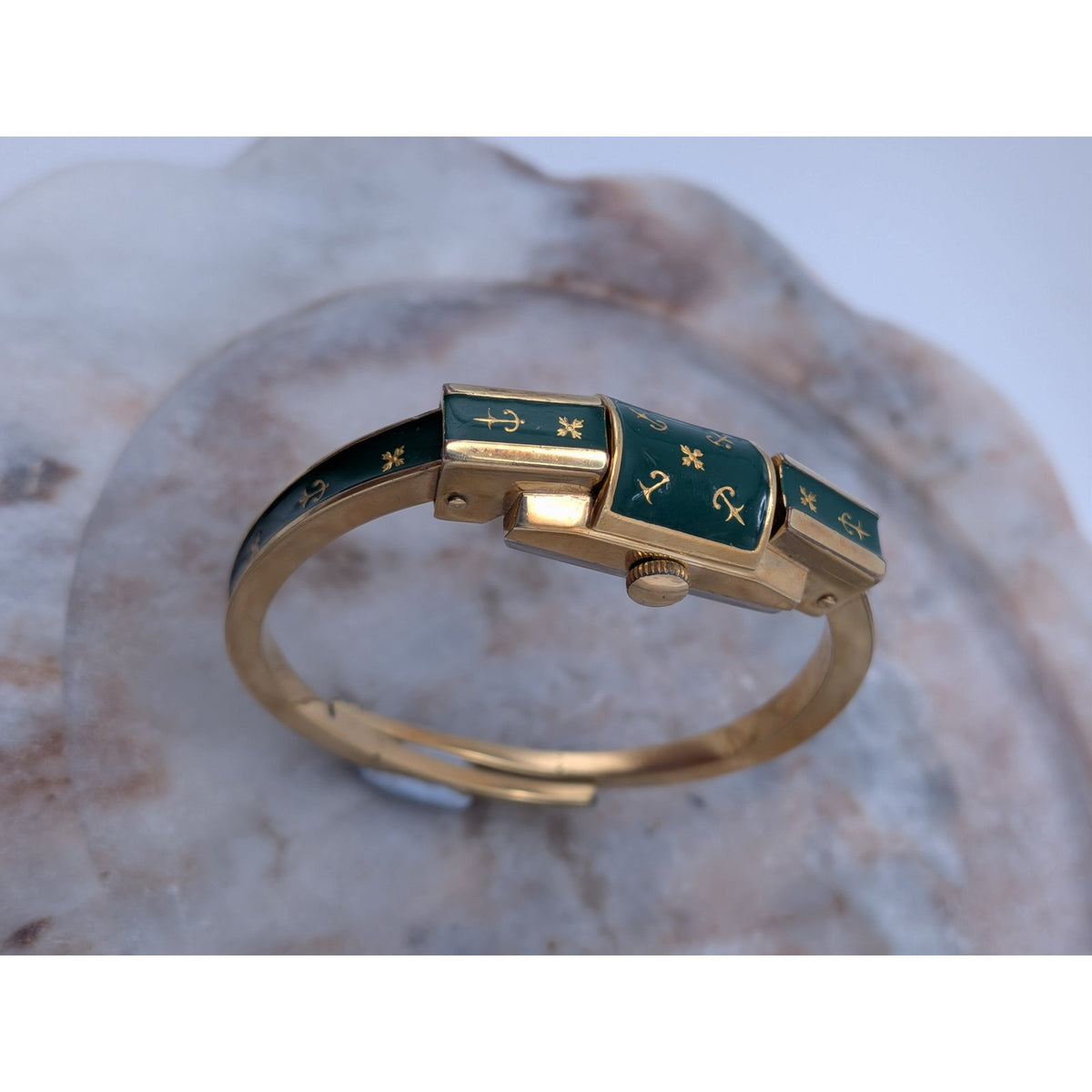 Vintage Ritma MANUAL Gold Tone Peekaboo Watch Green Enamel Gold Flower & Anchors