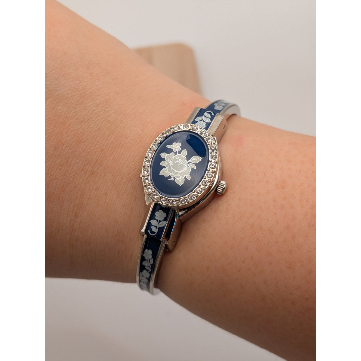 Vintage Andre Mouche Silver Tone Peekaboo Watch Blue Enamel White Flowers w/Box