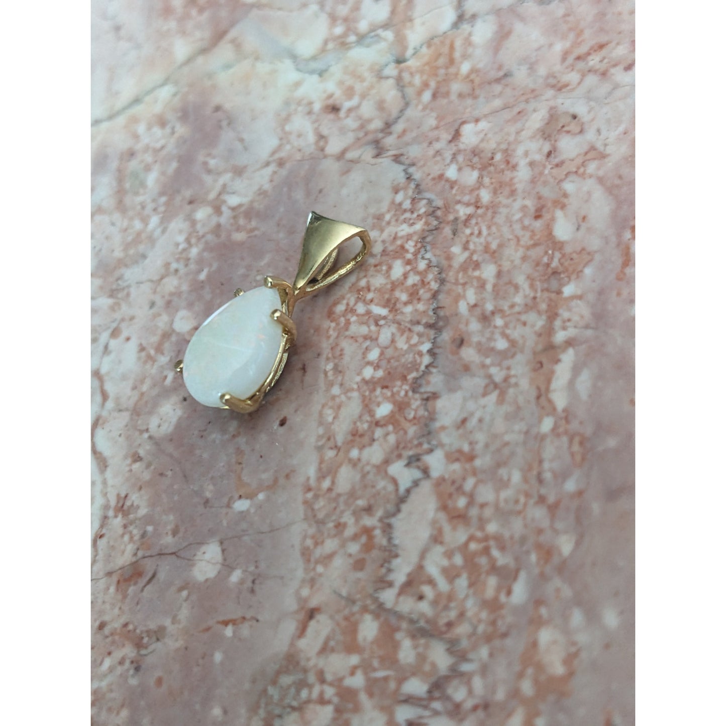 Estate 14k Yellow Gold Teardrop Opal Charm Pendant