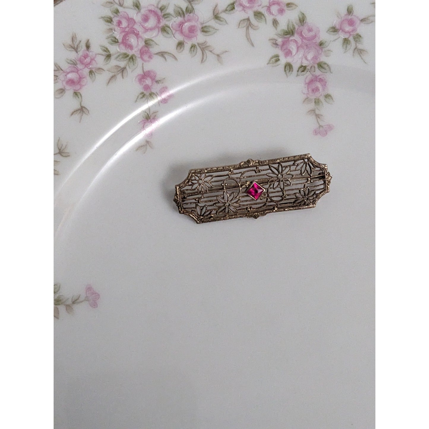 Art Deco 10k White Gold Pink Gem with Floral Filigree Design Brooch